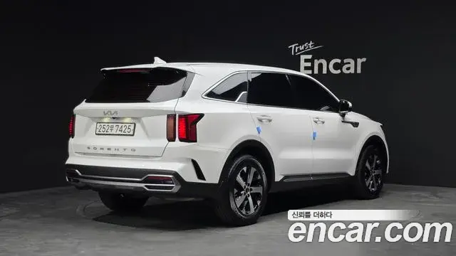 Kia Sorento 2022 — Photo 2/20