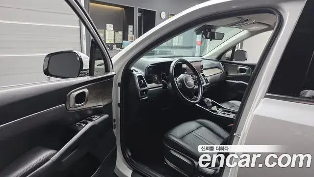 Kia Sorento 2022 — Photo 10/20