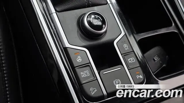 Kia Sorento 2022 — Photo 18/20