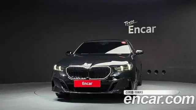 BMW 5 Series 2025 — Photo 3/20