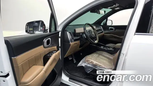 Kia Sorento 2023 — Photo 10/20