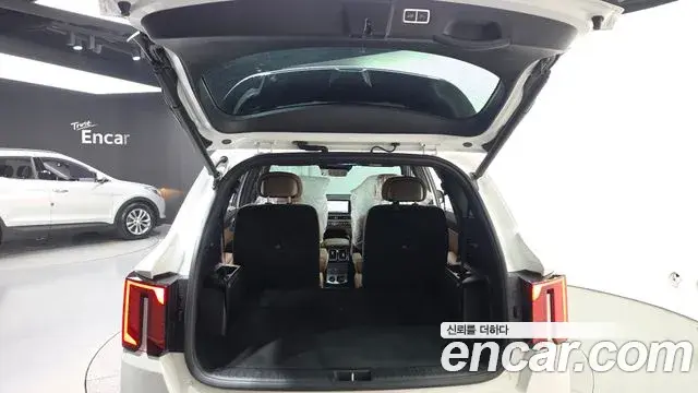 Kia Sorento 2023 — Photo 20/20