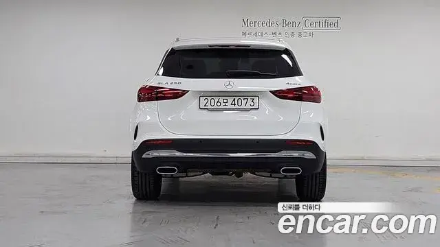 Mercedes-Benz GLA-Class 2025 — Photo 3/18