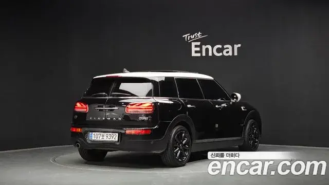 Mini Cooper Clubman 2020 — Photo 2/20