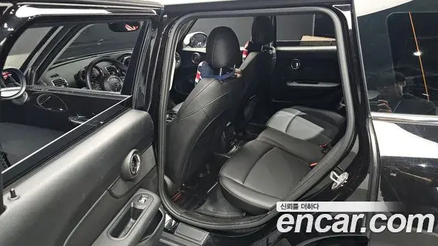 Mini Cooper Clubman 2020 — Photo 12/20