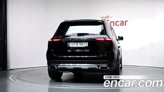 Mercedes-Benz GLE-Class 2023 — ფოტო 4/20