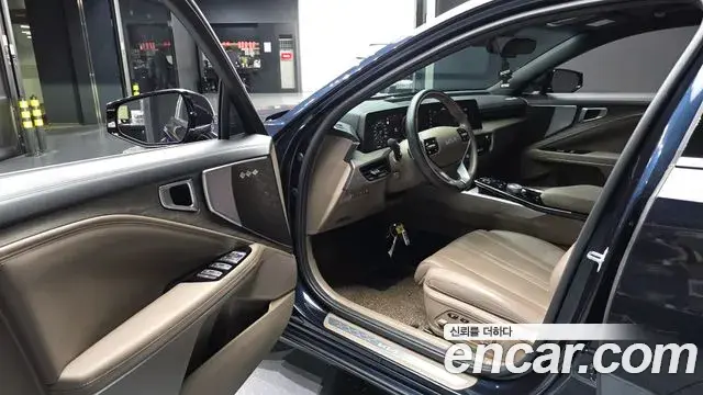 Kia K8 2024 — Photo 10/20