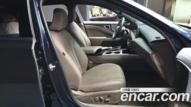 Kia K8 2024 — Photo 11/20
