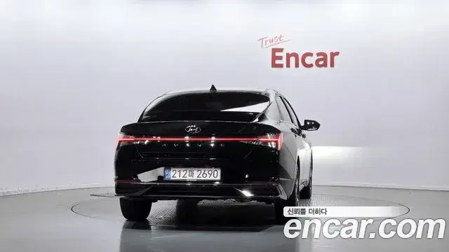 Hyundai Avante 2022 — Photo 4/20