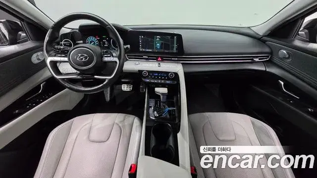 Hyundai Avante 2022 — Photo 7/20