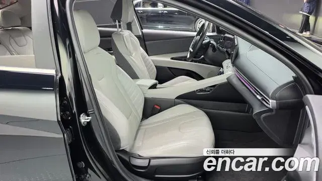 Hyundai Avante 2022 — Photo 12/20