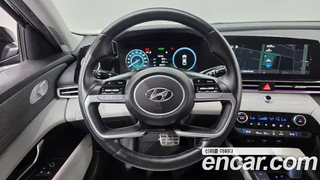Hyundai Avante 2022 — Photo 13/20