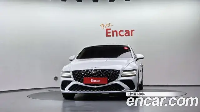 Genesis Electrified G80 2024 — Photo 3/20