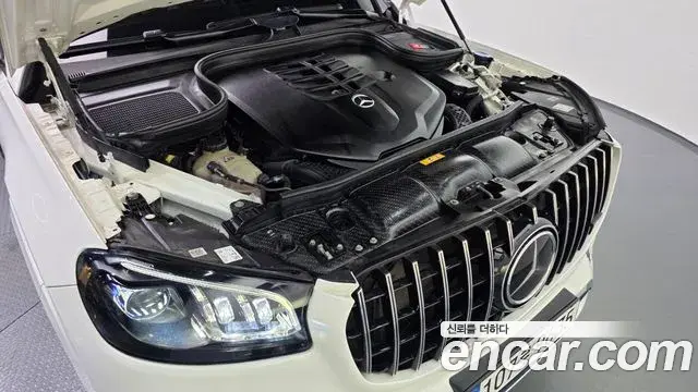 Mercedes-Benz GLS-Class 2023 — Photo 6/20