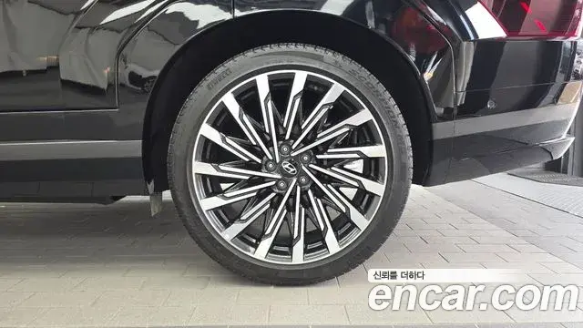 Hyundai Santa Fe 2024 — Photo 5/20
