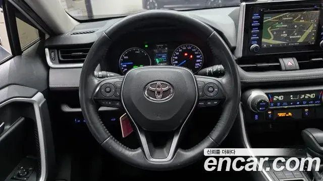 Toyota RAV4 2019 — Photo 15/20
