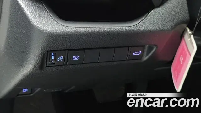Toyota RAV4 2019 — Photo 19/20