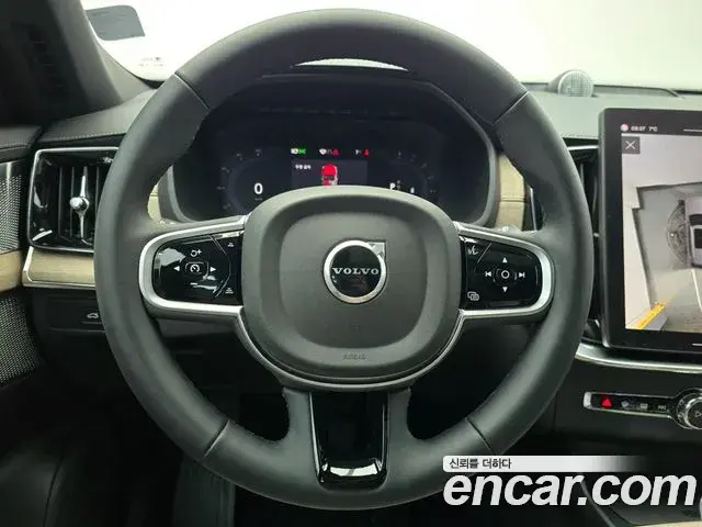 Volvo XC90 2025 — Photo 12/20