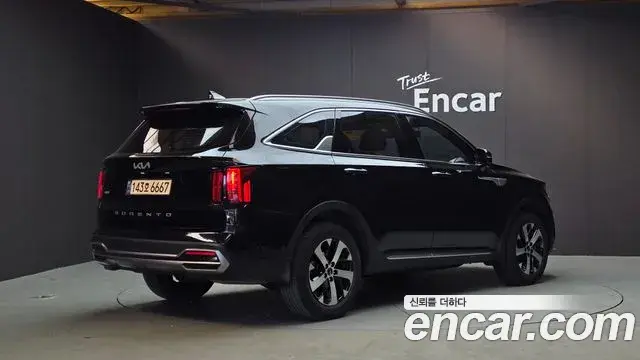 Kia Sorento 2021 — Photo 2/20