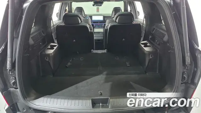 Hyundai Santa Fe 2024 — Photo 19/20