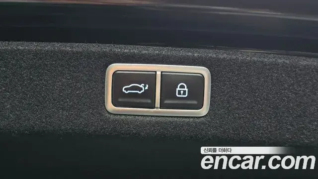 Hyundai Grandeur 2023 — Photo 16/20