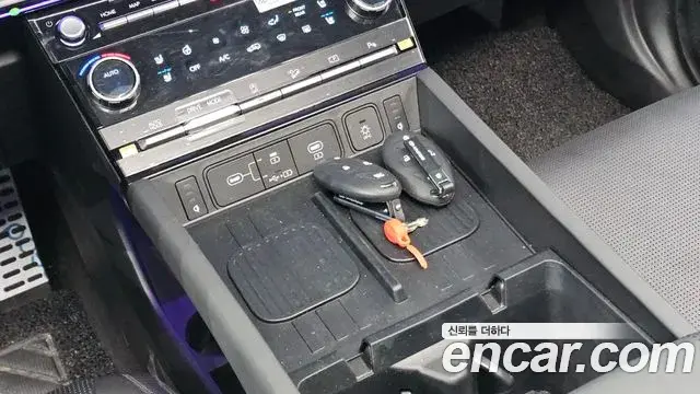 Hyundai Santa Fe 2025 — Photo 20/20