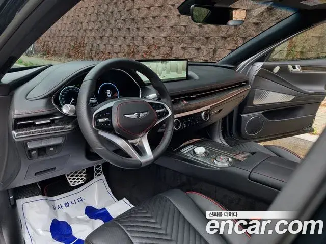 Genesis G80 2023 — Photo 12/20