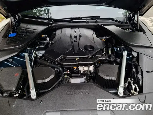 Genesis G80 2023 — Photo 16/20