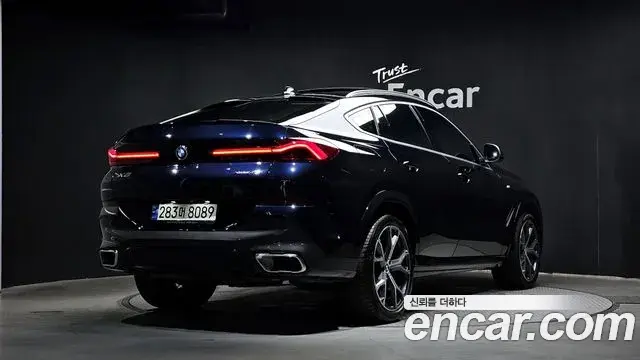BMW X6 2023 — Photo 2/20