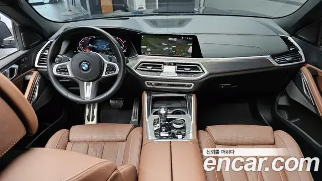 BMW X6 2023 — Photo 13/20