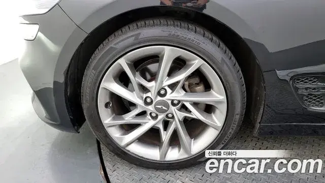 Genesis G70 2020 — Şəkil 11/20