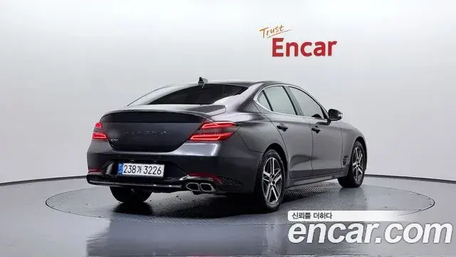 Genesis G70 2021 — Photo 6/20