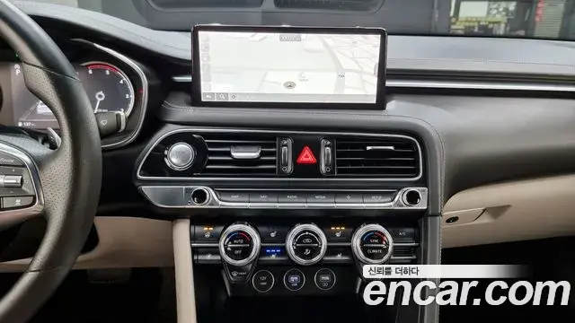 Genesis G70 2021 — Photo 13/20