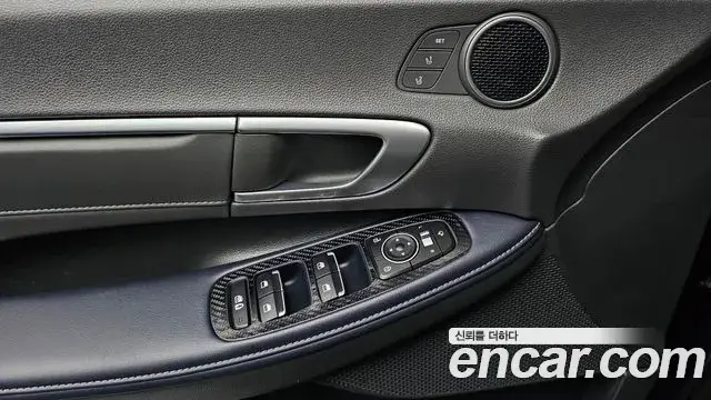 Hyundai Sonata Hybrid 2019 — Photo 5/20