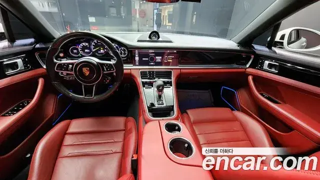 Porsche Panamera 2020 — Photo 3/20