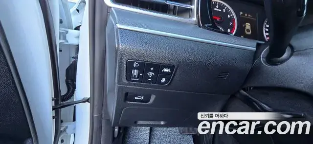 Kia K5 2020 — Şəkil 9/20