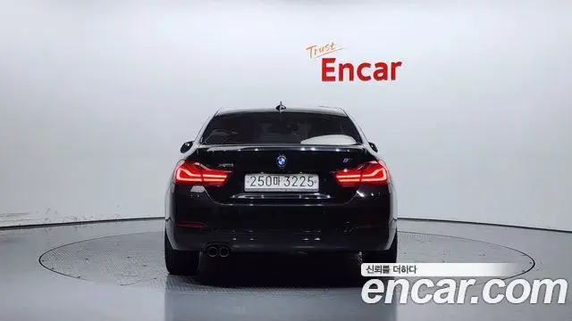 BMW 4 Series 2020 — ფოტო 12/20