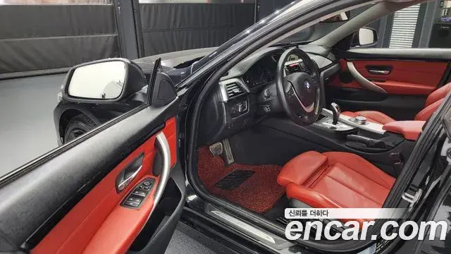 BMW 4 Series 2020 — ფოტო 8/20