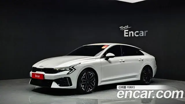 Kia K5 2024 — ფოტო 18/20