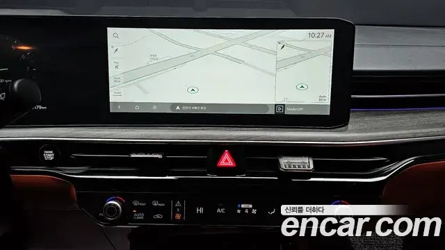 Kia K5 2024 — ფოტო 19/20