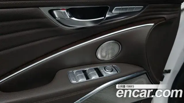 Kia The K9 2020 — Photo 10/20