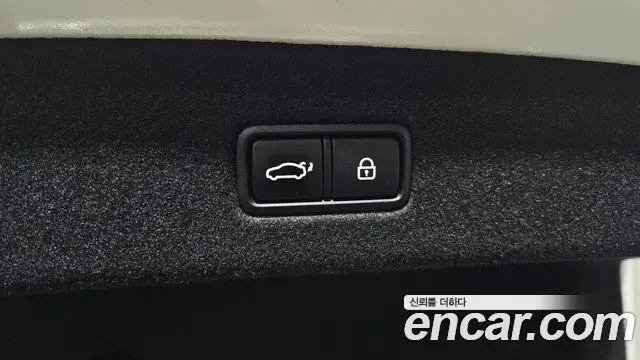 Kia The K9 2020 — Photo 8/20