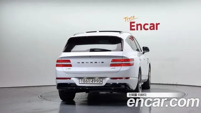Genesis GV80 2020 — ფოტო 18/20