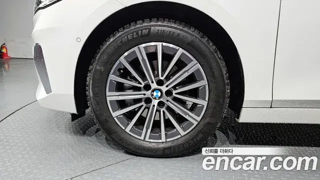 BMW 2 Series Active Tourer 2024 — ფოტო 20/20