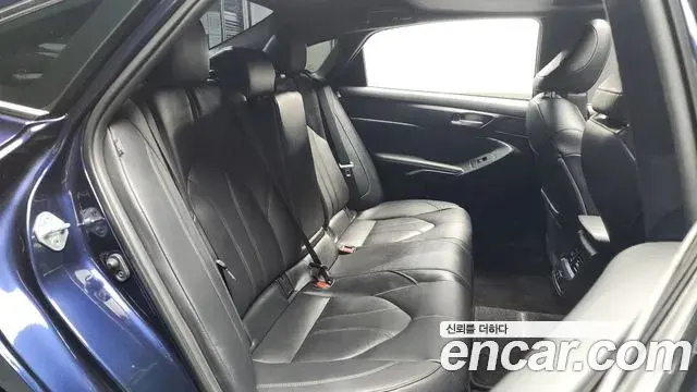 Toyota Avalon 2021 — Photo 12/20