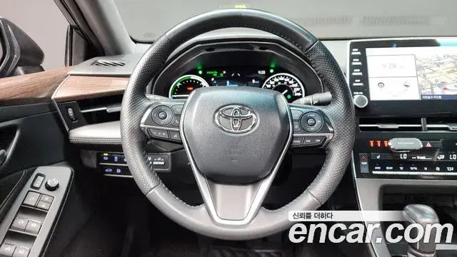 Toyota Avalon 2021 — Photo 13/20