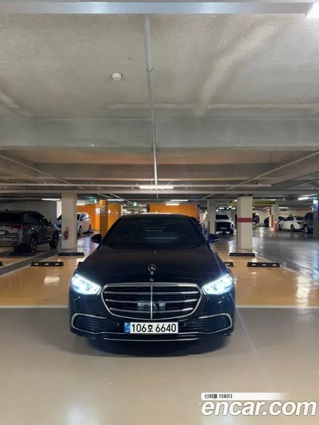 Mercedes-Benz S-Class 2023 — Фото 6/6