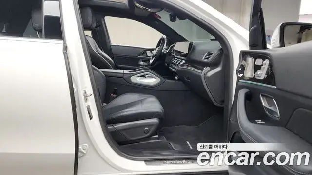 Mercedes-Benz GLE-Class 2023 — Фото 11/20