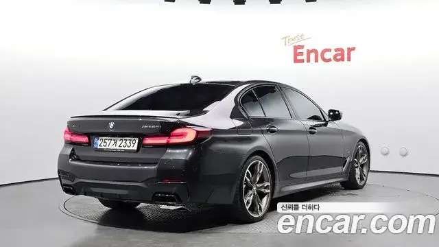 BMW 5 Series 2021 — Photo 13/20