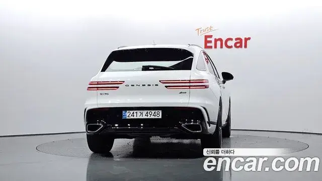 Genesis GV70 2024 — Şəkil 9/20